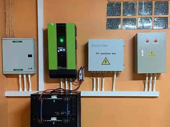 What are the maintenance methods of household solar power generation system?