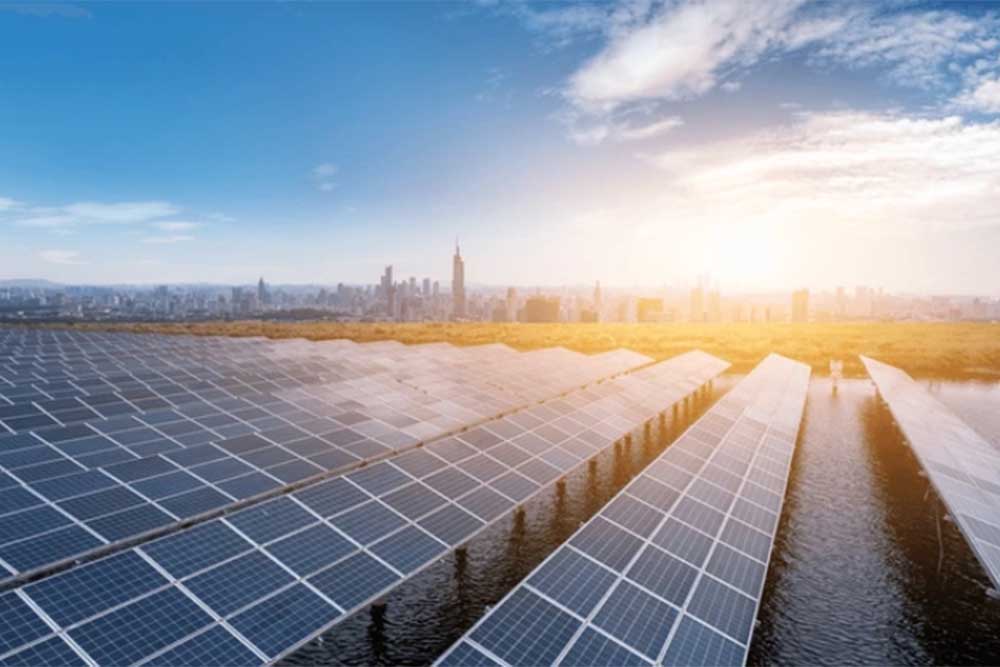 Solar Generator With Solar Panel