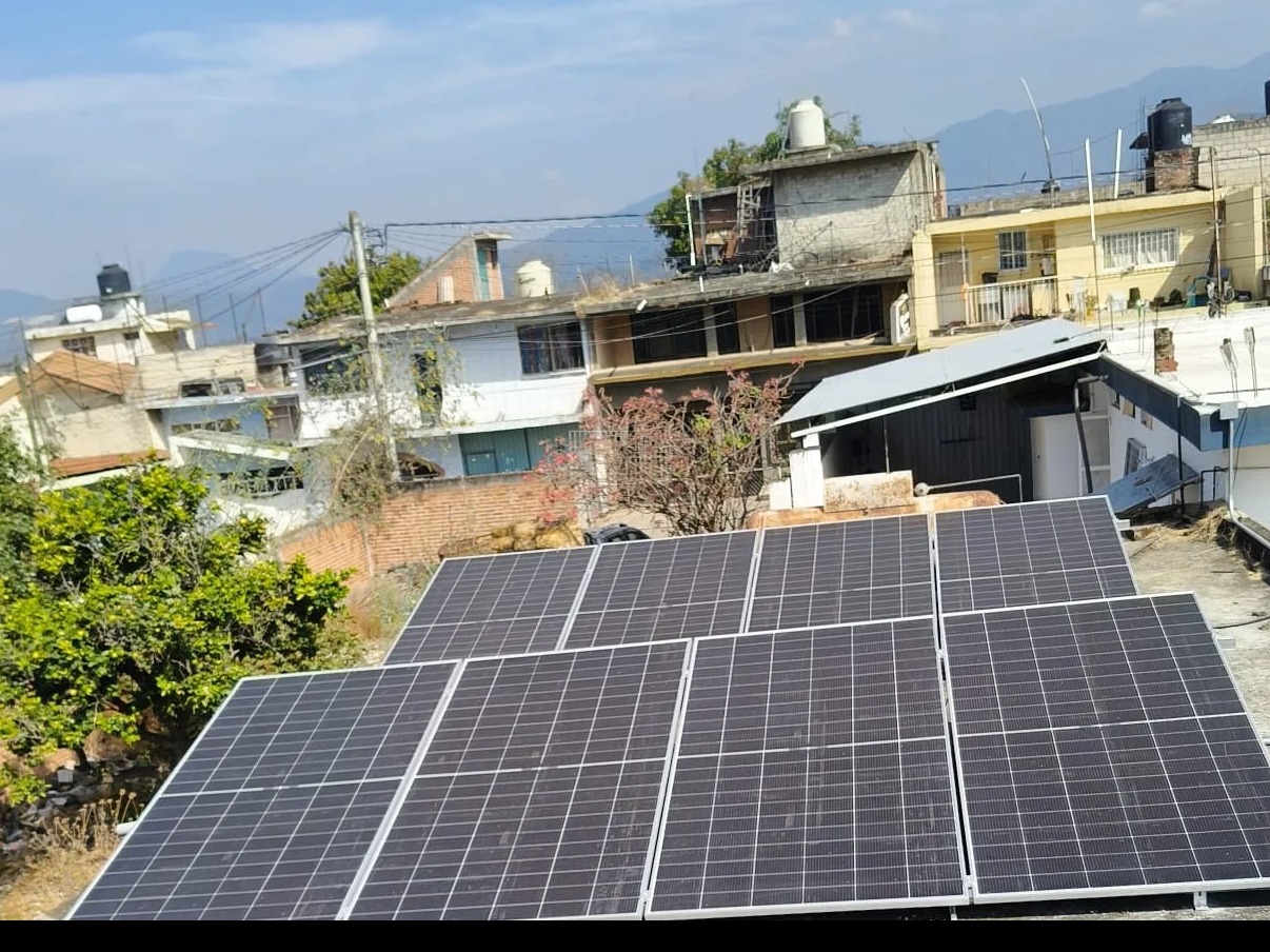 A 10 kW Hurricane-Grade Flat-Roof PV System on the Shores of the Caribbean Sea