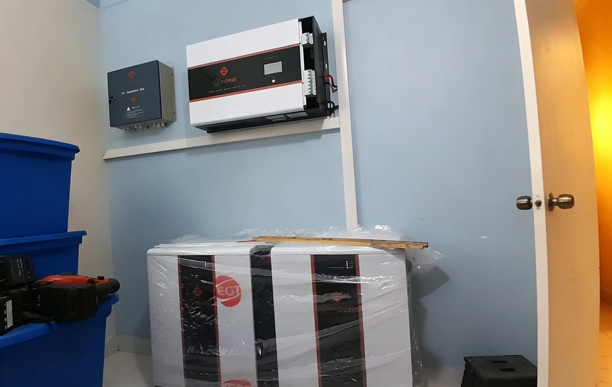 How to Ship a 10kW Solar System to Montserrat from China: Cost, Route, Customs and Installation