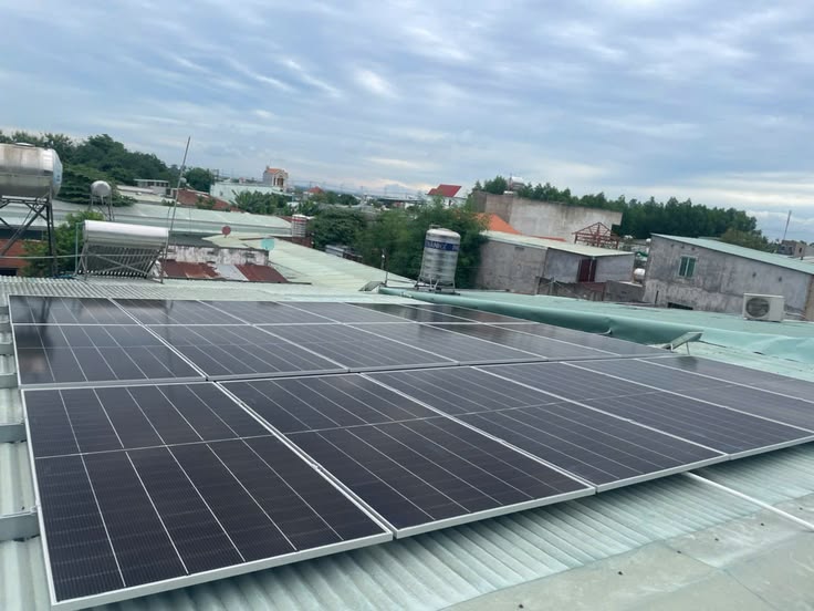 Shipping Solar Panels to Ecuador: 20kW Solar System Cost and Complete Process