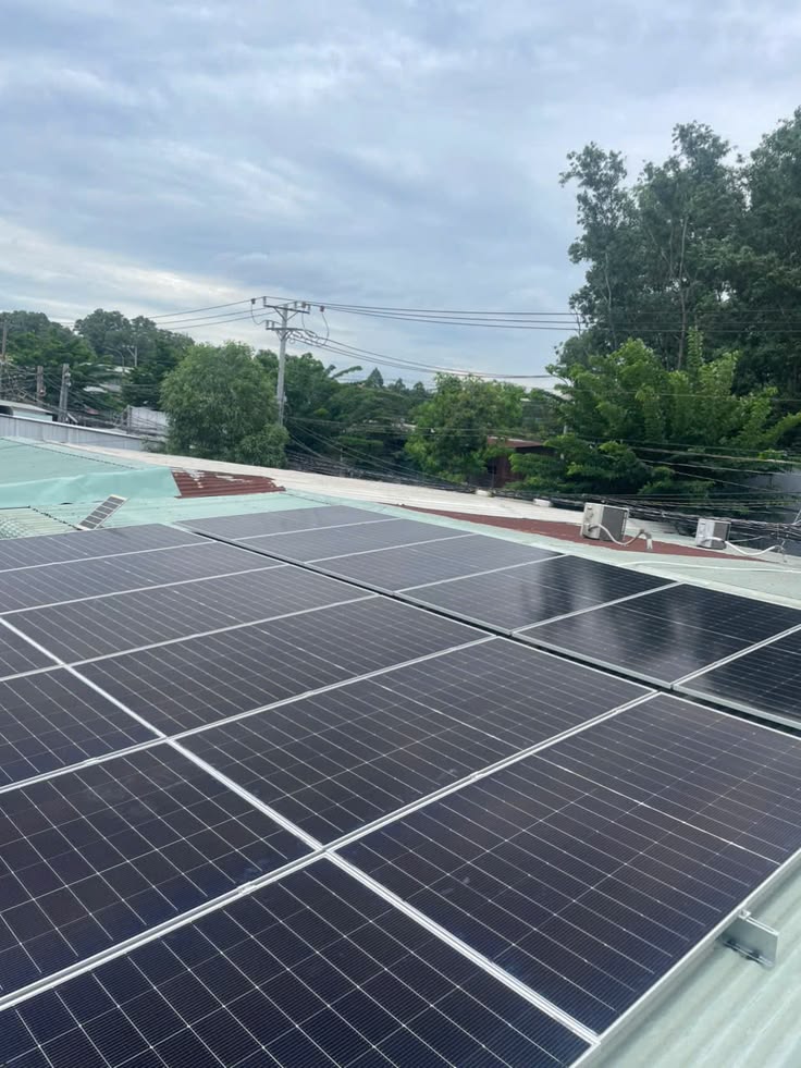 Hybrid Mode vs Island Mode: How to Choose an Island Solar Power System